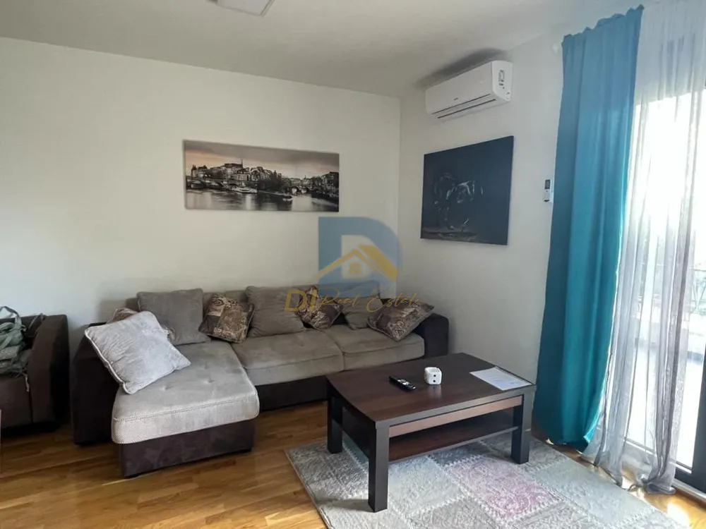 דירה עם חדר שינה אחד להשכרה | קלימאן, טיבאט