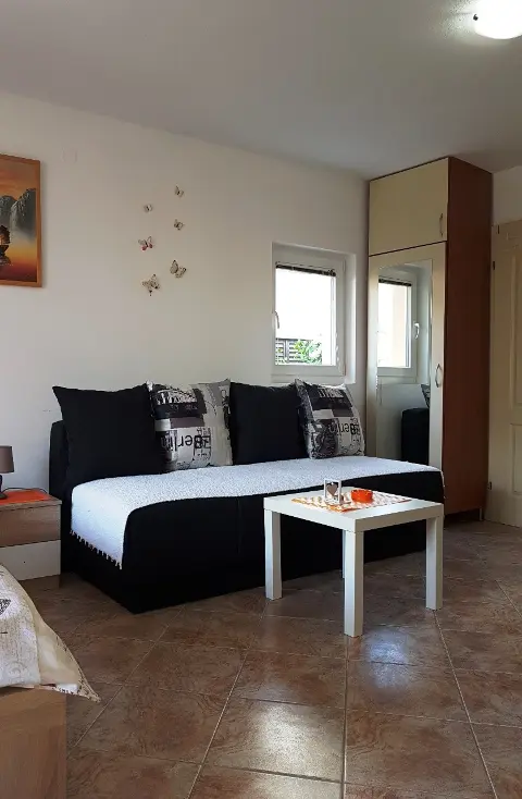 For Rent One Bedroom Apartment