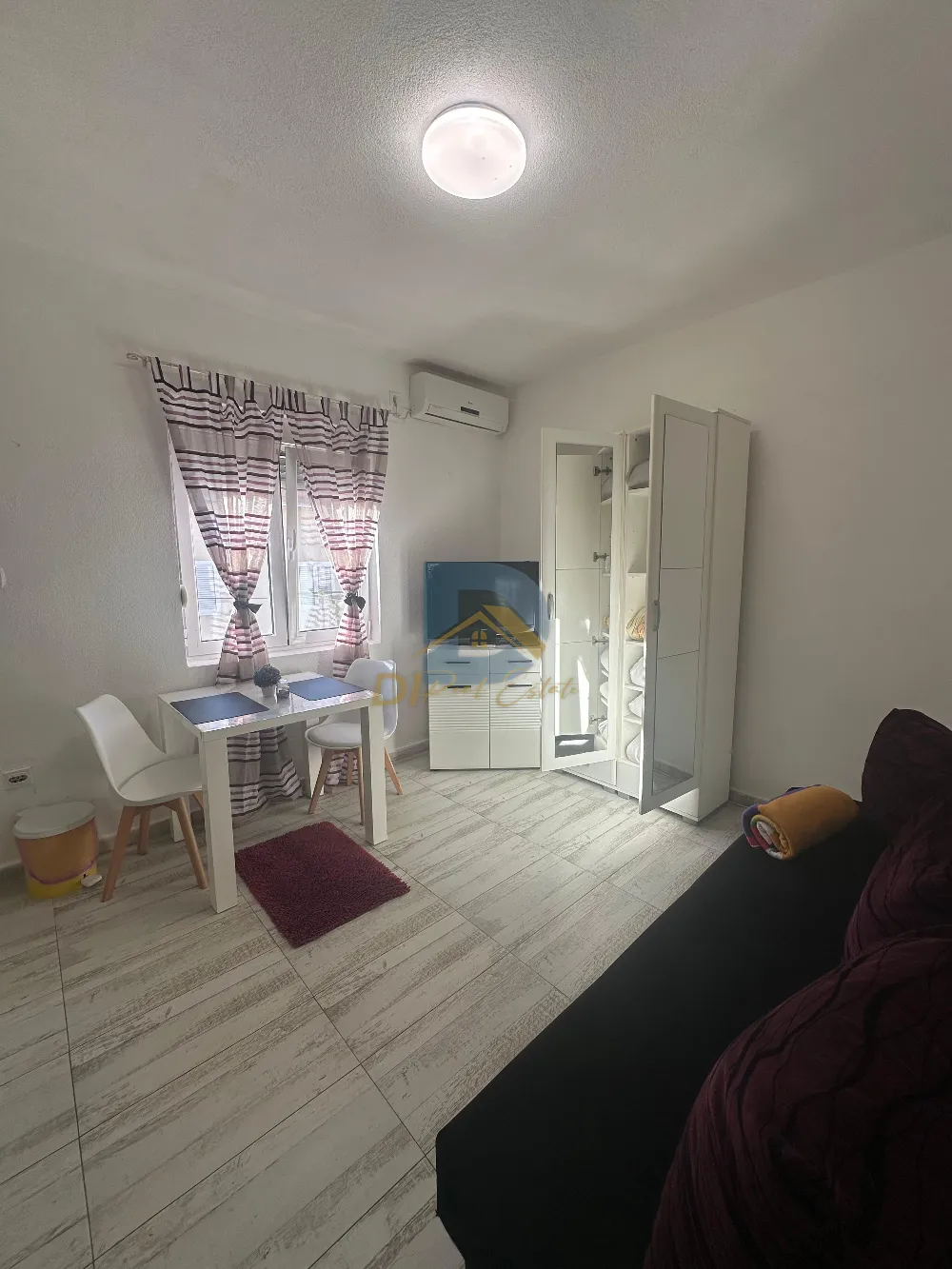 For Rent Studio Apartment