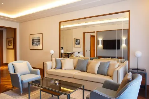Luxury One Bedroom Apartment Porto Montenegro