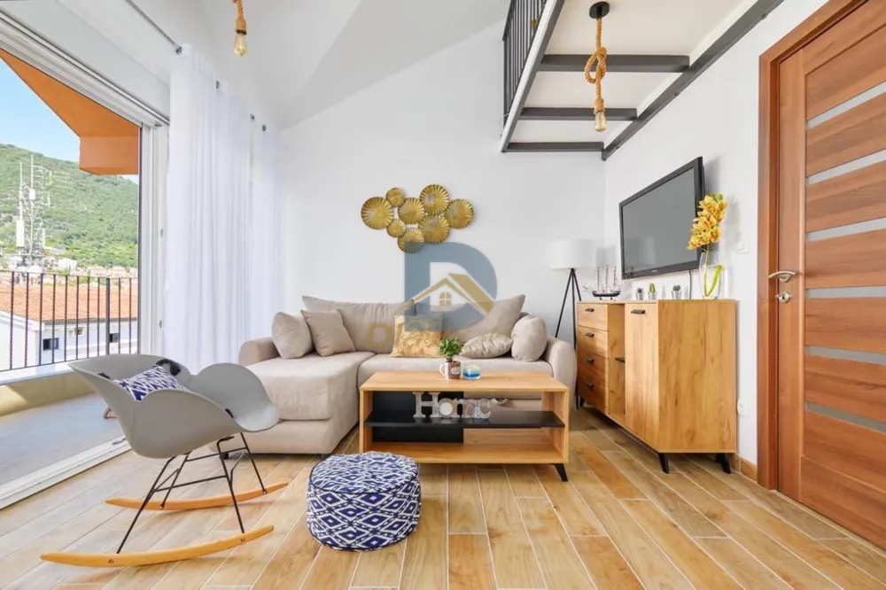 Two Bedroom Apartment for Rent | Centar, Tivat