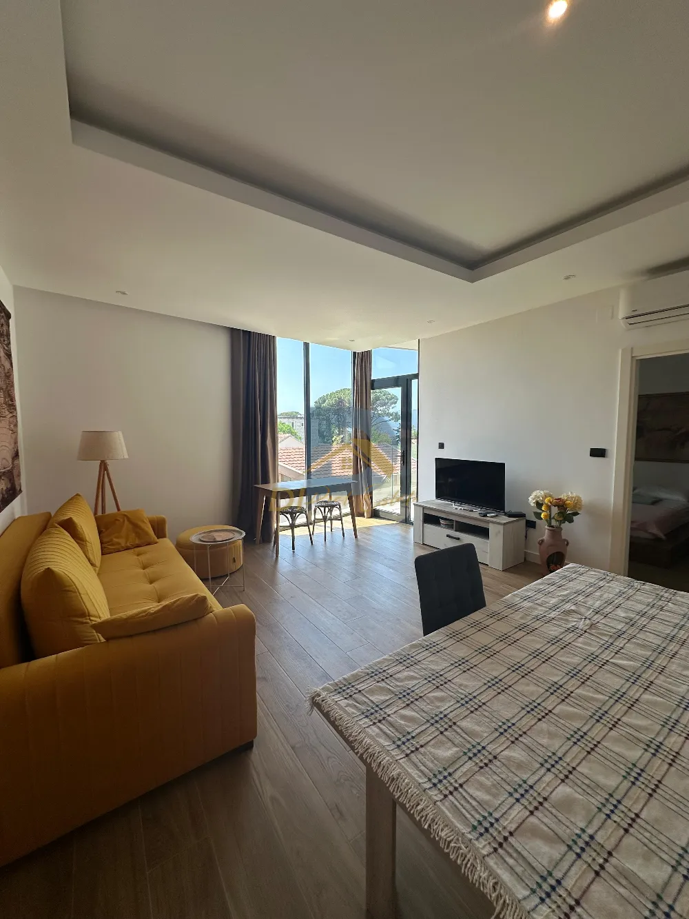 One Bedroom  Apartment